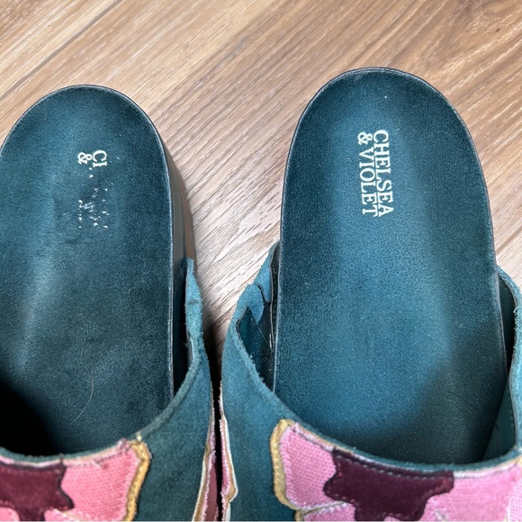 Chelsea and Violet Arden green suede floral slip on platform clogs size 9.5 lug - Picture 3 of 7